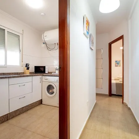 Sunbeach- Cerca De La Playa En Apartment *